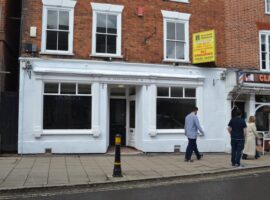 PRIME, TOWN CENTRE RETAIL/BUSINESS PREMISES -1,315 SQ FT - AVAILABLE ON NEW LEASE (MAY SELL)